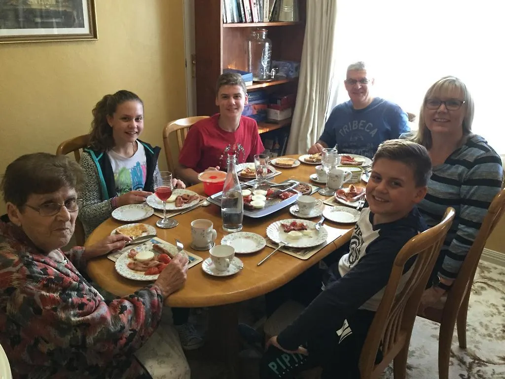 The Evergreen Bed And Breakfast Κανμπέρα 3*,